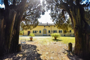 Отель Villa San Dalmazio  Тоньяцца